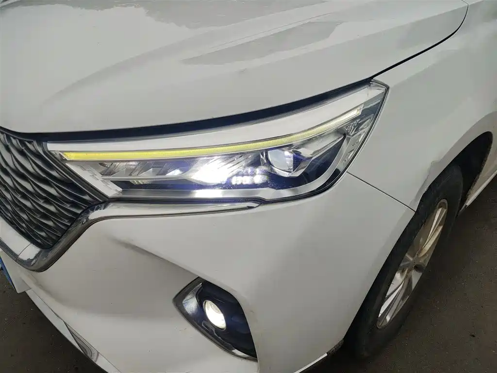 Haval M6 2021 PLUS 1.5T DCT Luxury Smart Connect фото 23