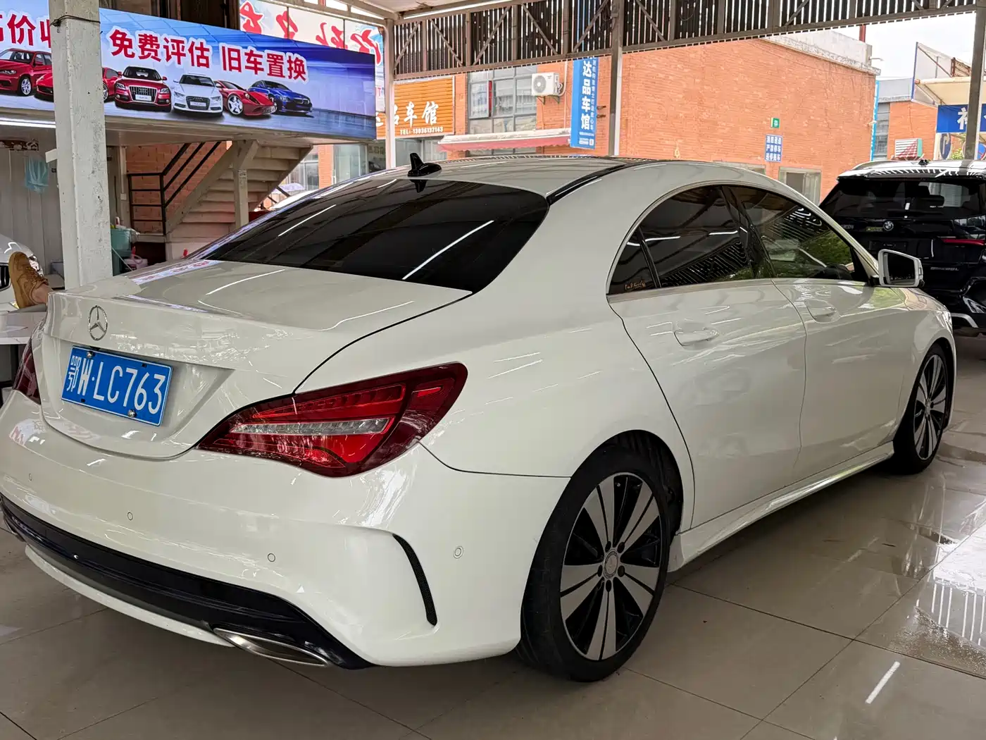 Mercedes-Benz CLA (Import) 2016 CLA 200 Fashion фото 5