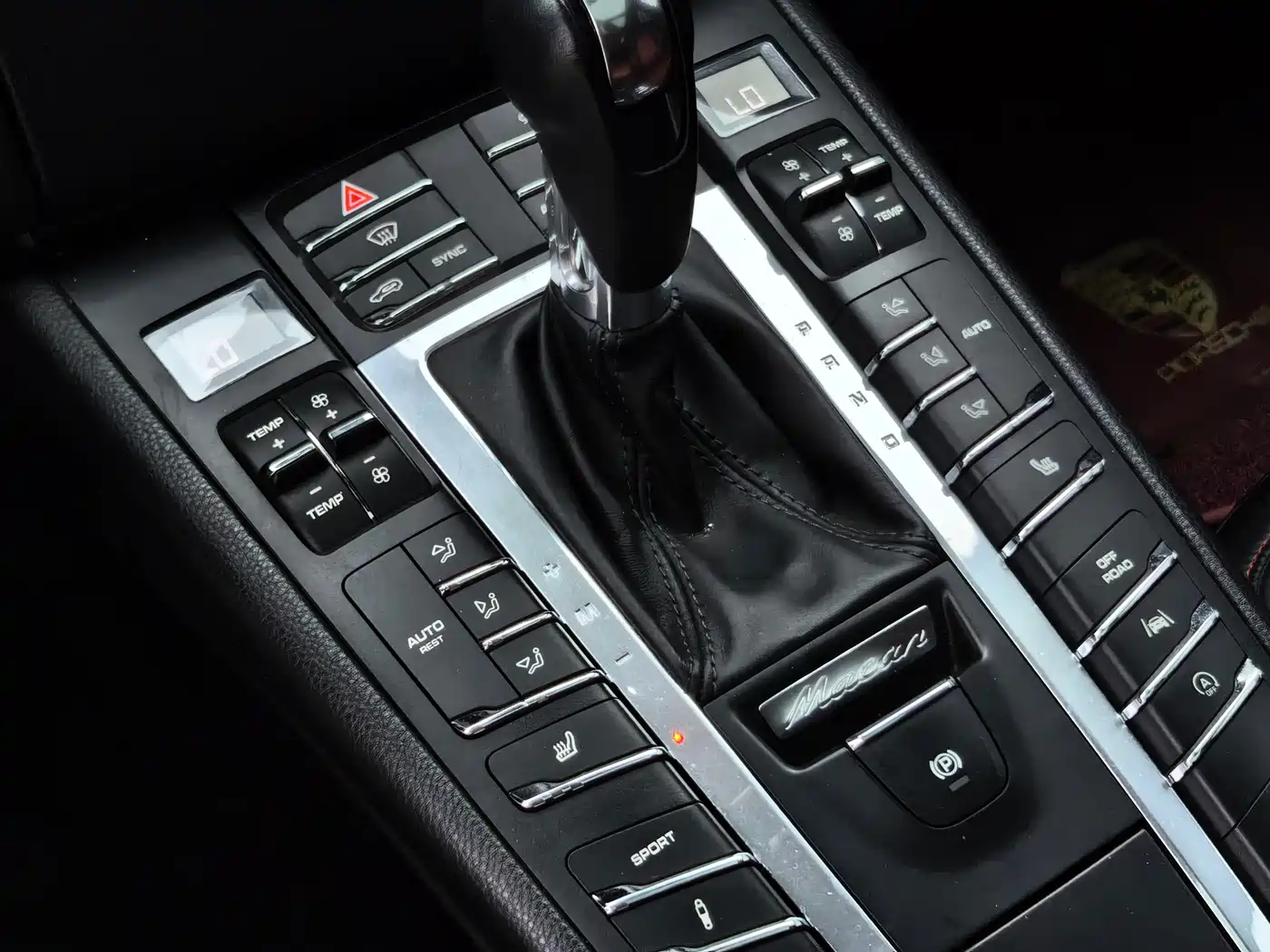 Porsche Macan 2017 Macan 2.0T фото 14