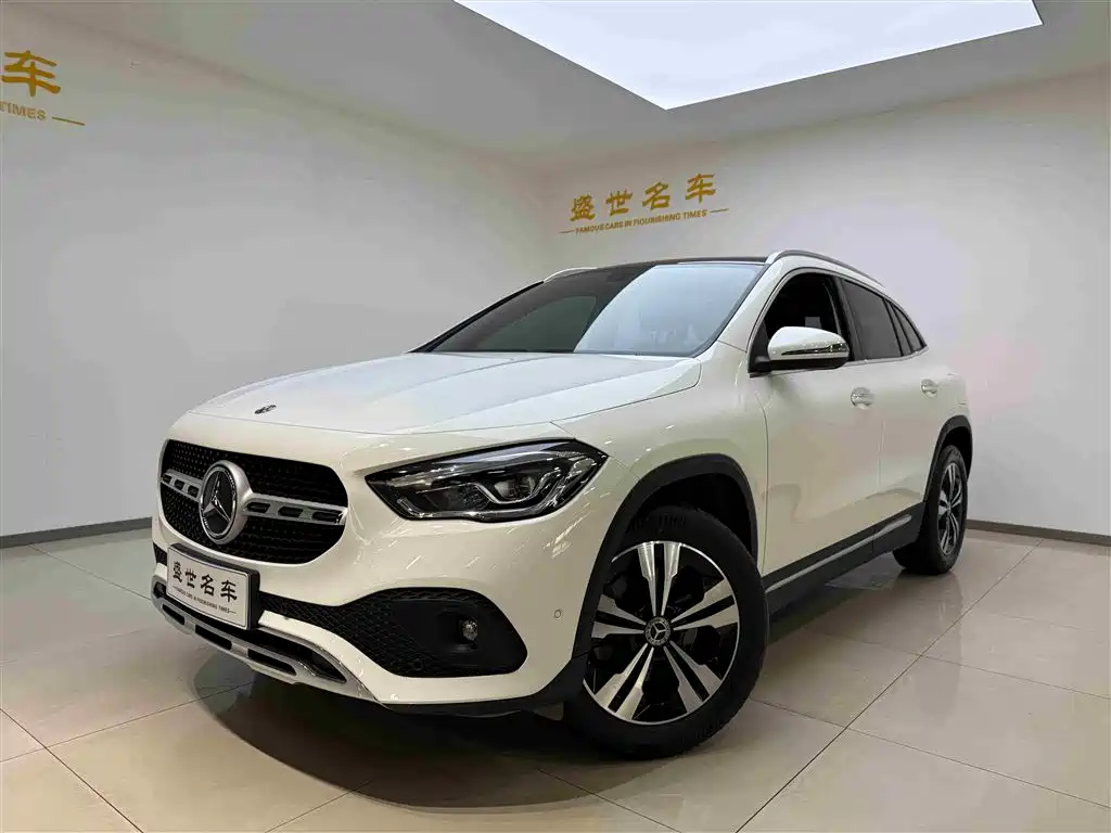 Mercedes-Benz GLA 2020 GLA 200 фото 3