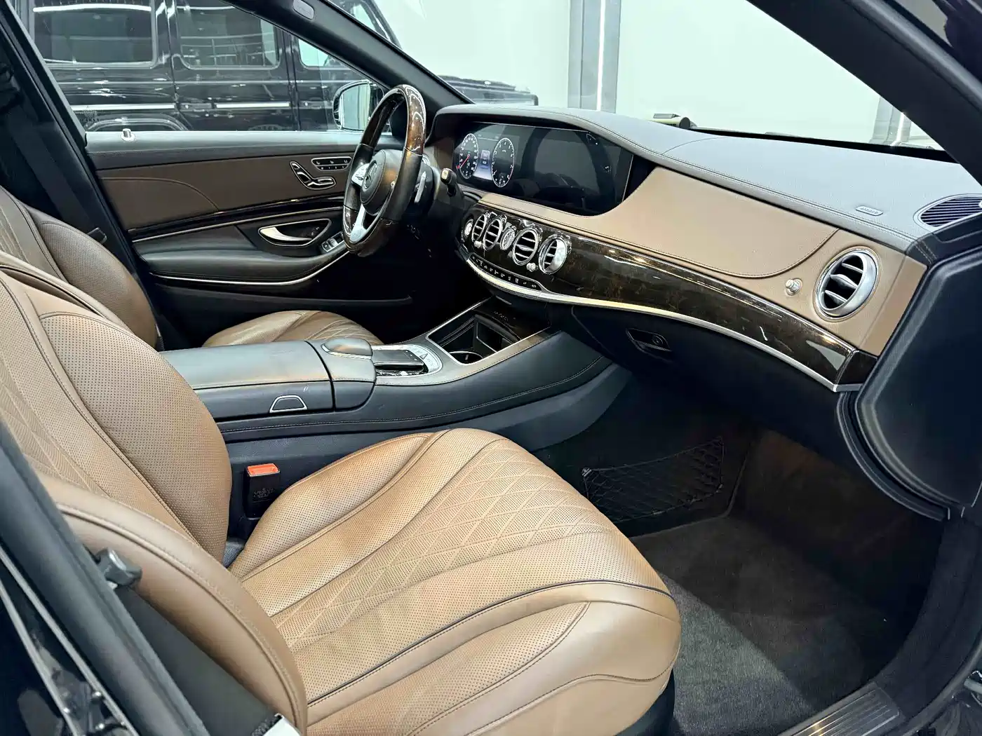 Mercedes-Benz Maybach S-Class 2018 S 450 4MATIC фото 16