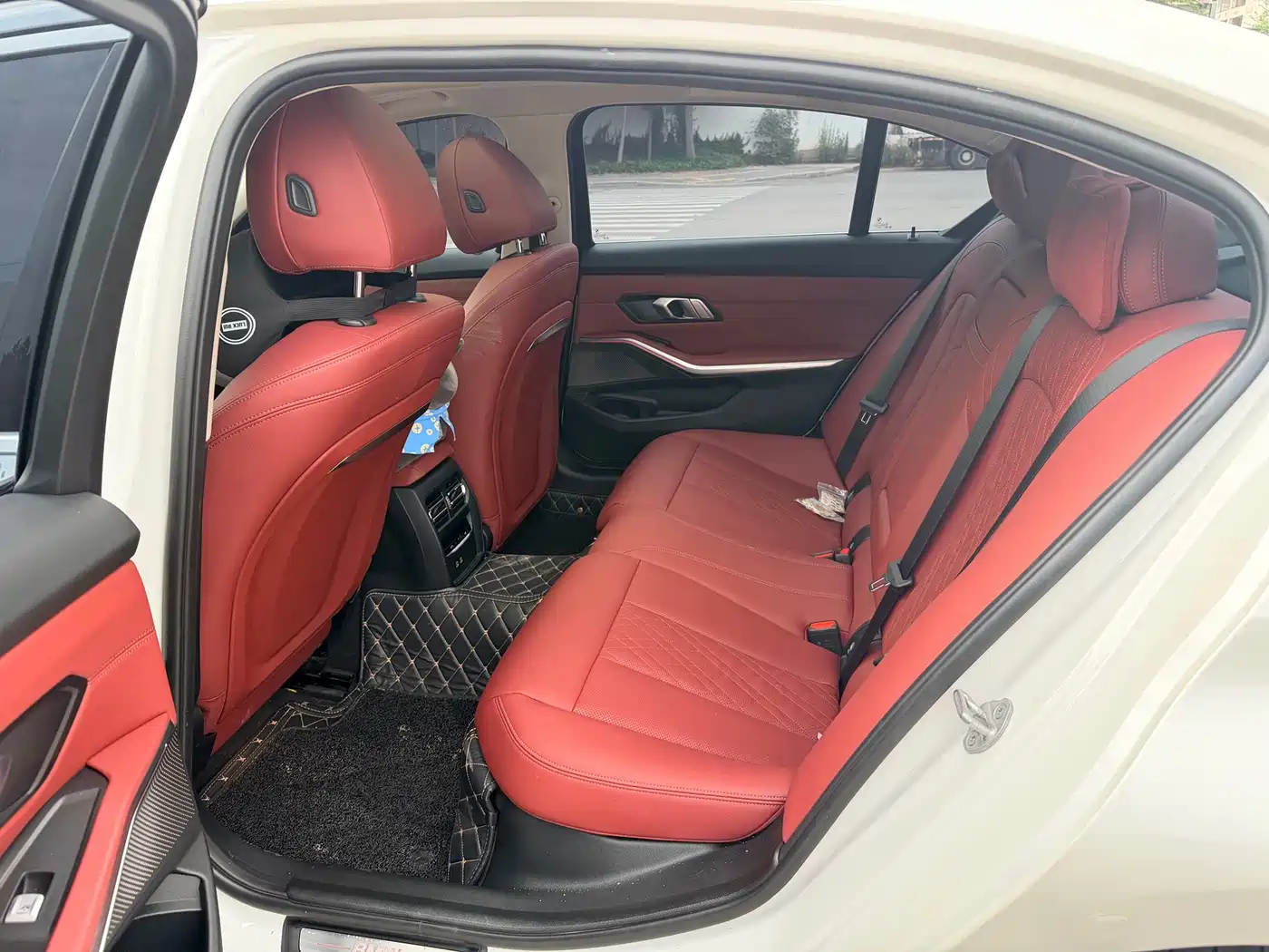 BMW i3 2022 eDrive 35 L фото 6