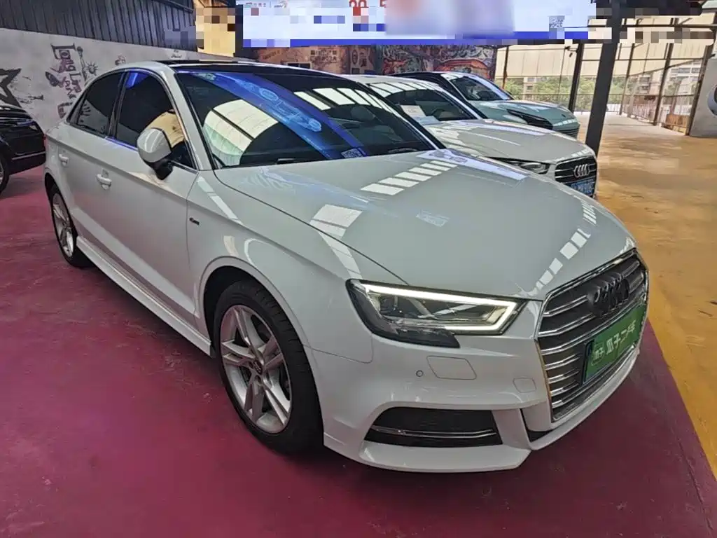 Фото 4 - Audi A3
