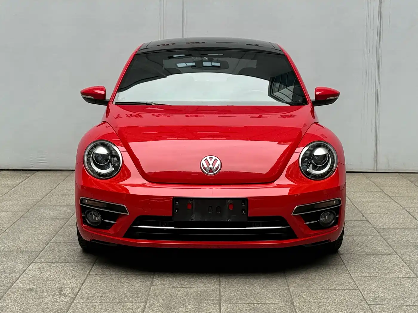 Volkswagen Beetle 2017 180TSI Style фото 2