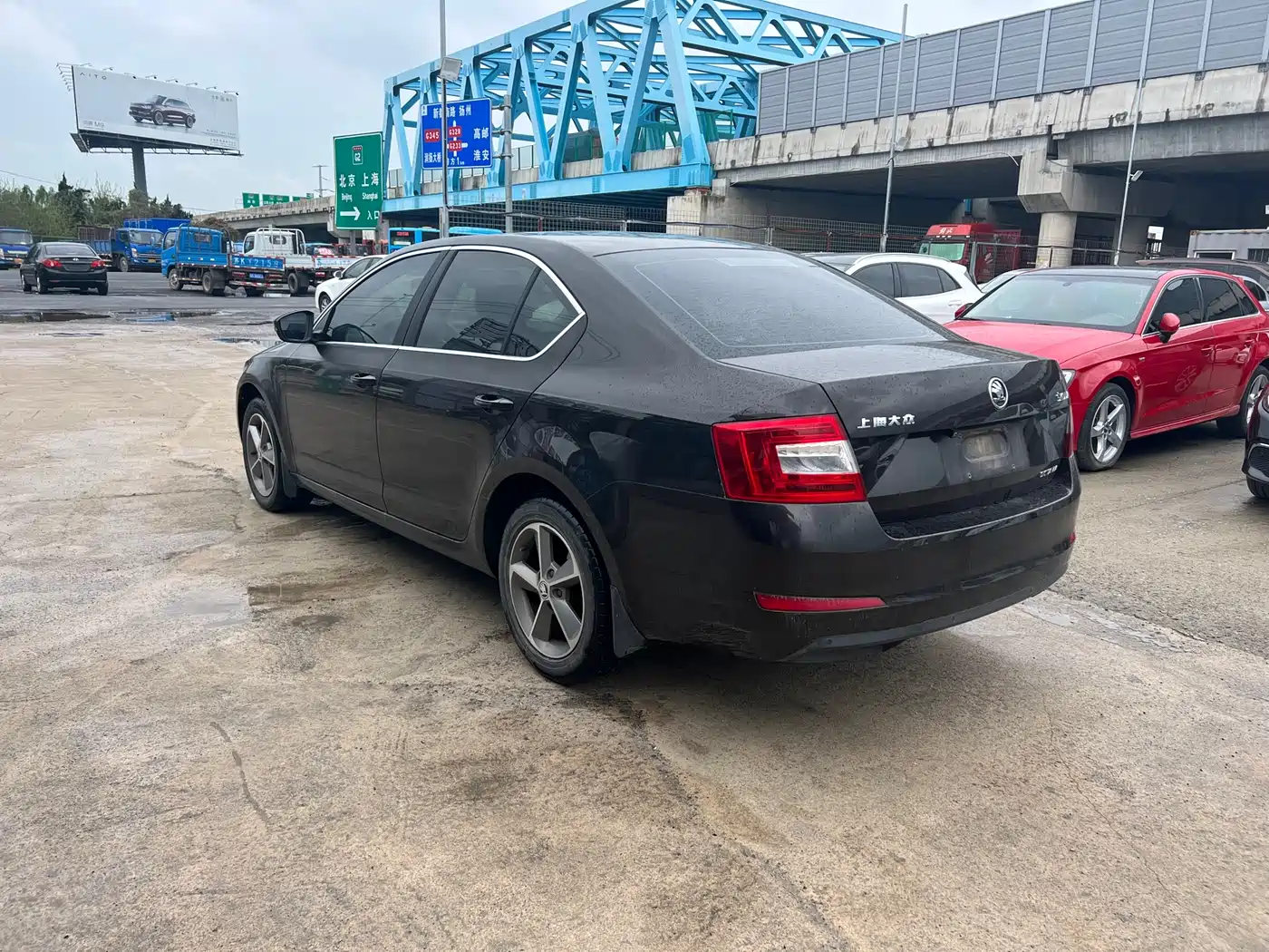 Škoda Octavia 2016 1.6L Automatic Pioneer Edition фото 9