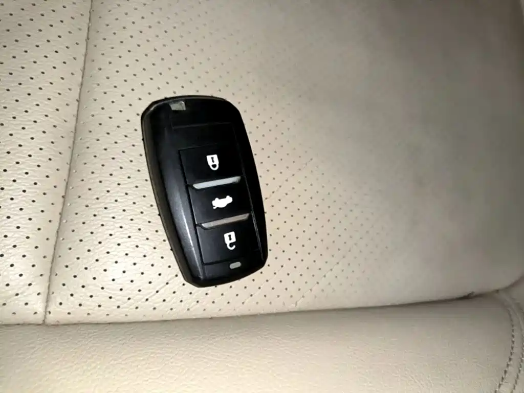 Фото 9 - Changan Eado