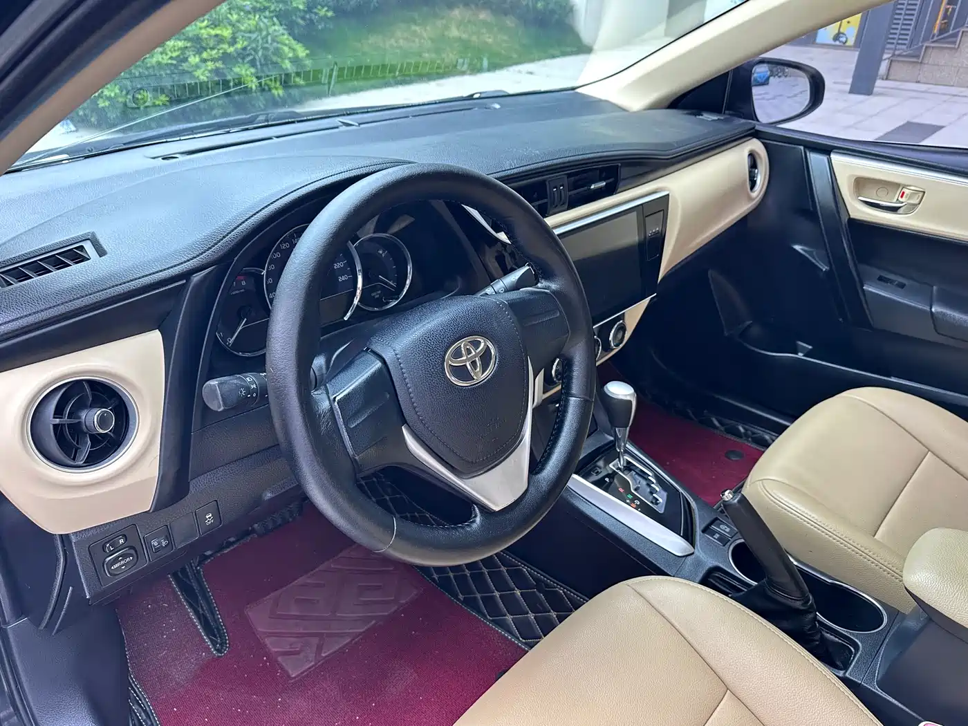 Toyota Corolla 2017 Facelift 1.2T S-CVT GL фото 6