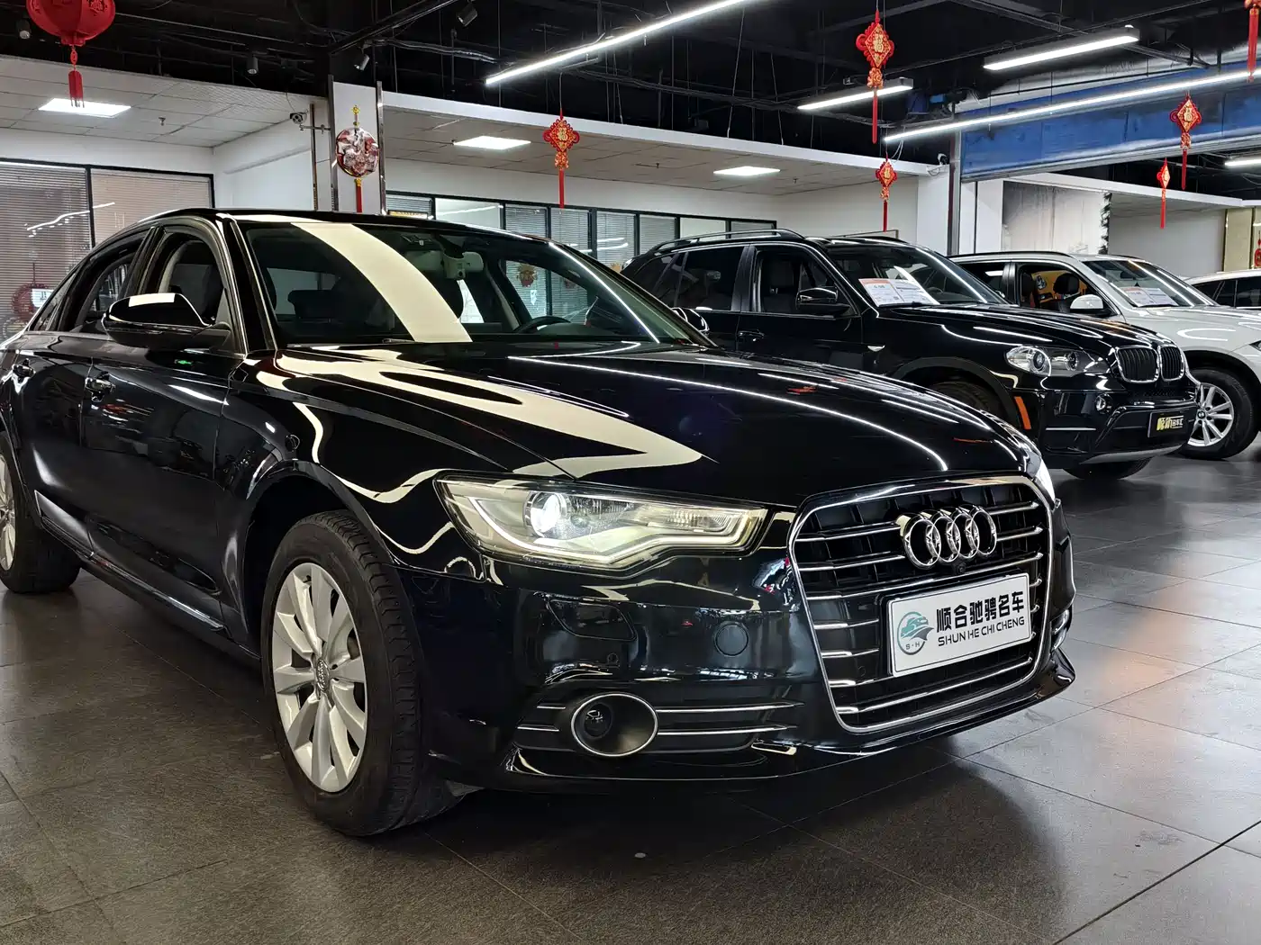 Audi A6L 2014 30 FSI Comfort фото 2