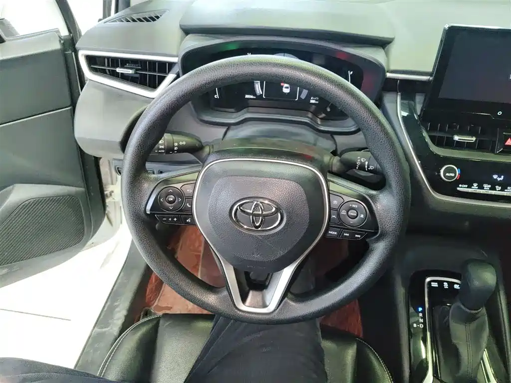Toyota Corolla 2023 1.8L Smart Hybrid Dual Engine Elite Edition фото 7