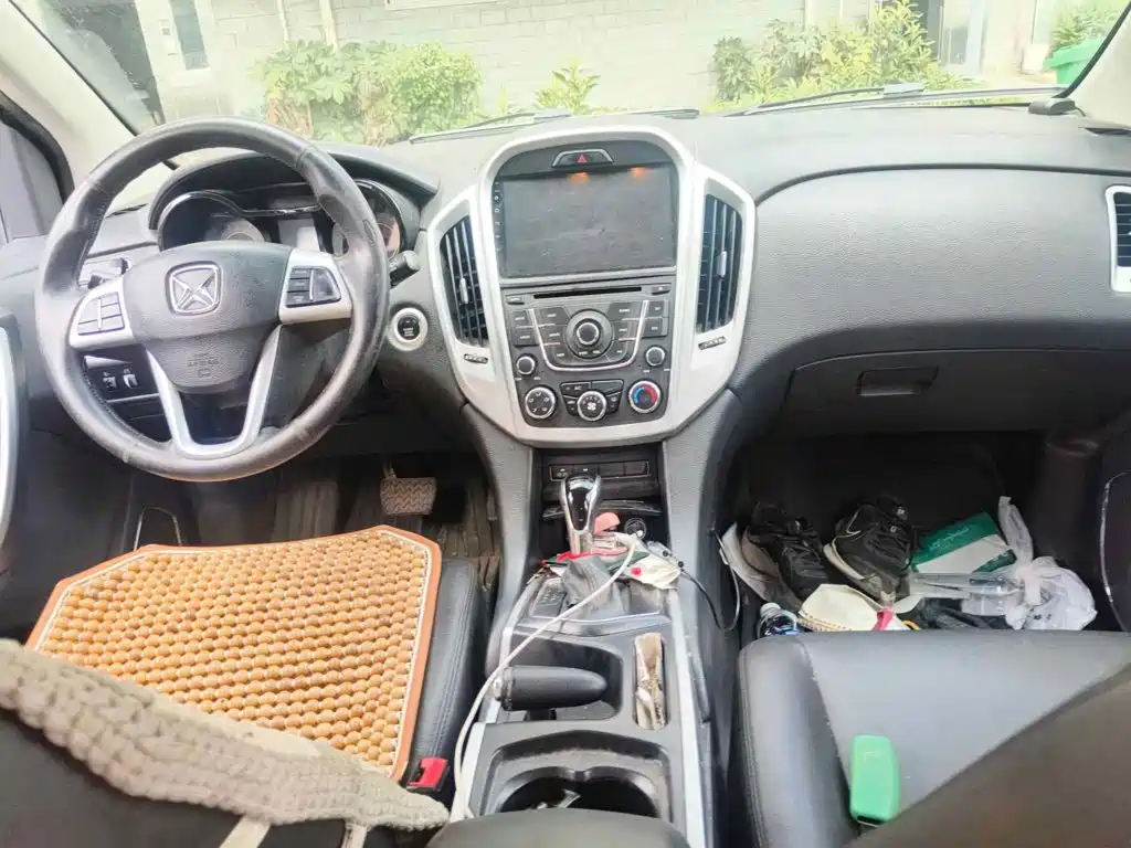 Jiangling Yusheng S350 2014 2013 2.4T Automatic 2WD Diesel Luxury 5-seater