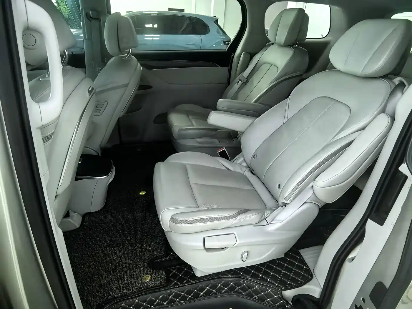 Фото 5 - Buick GL8