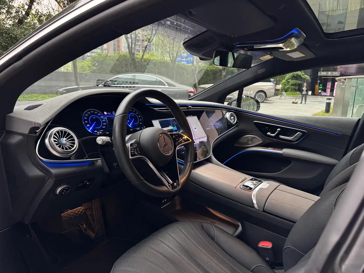 Mercedes-Benz EQS 2023 450+ Pioneer Edition фото 11