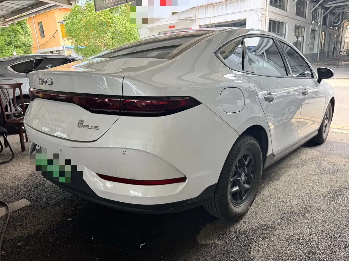BYD Qin PLUS 2025 DM-i Smart Drive 55KM Leader фото 10