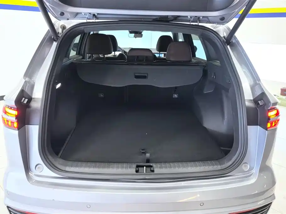 GEELY AUTOMOBILE XINGYUE L