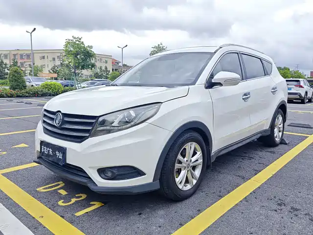  Dongfeng Fengguang Fengguang 580 2020 1.5T CVT Luxury