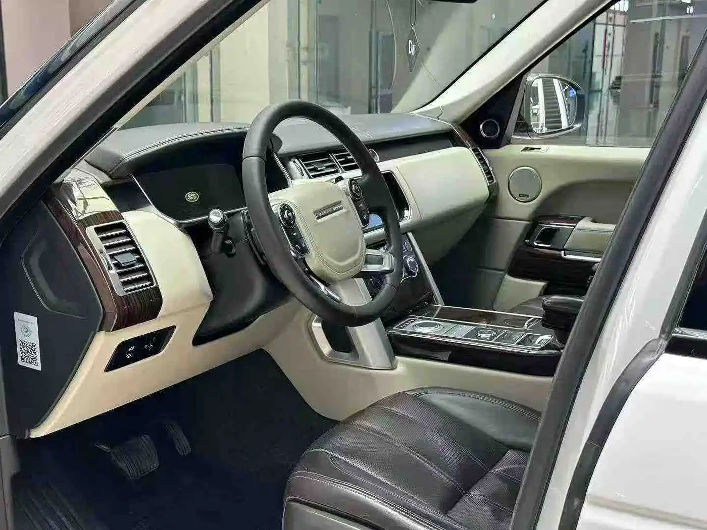 Land Rover Range Rover 2014 3.0 SC V6 Vogue SE фото 4