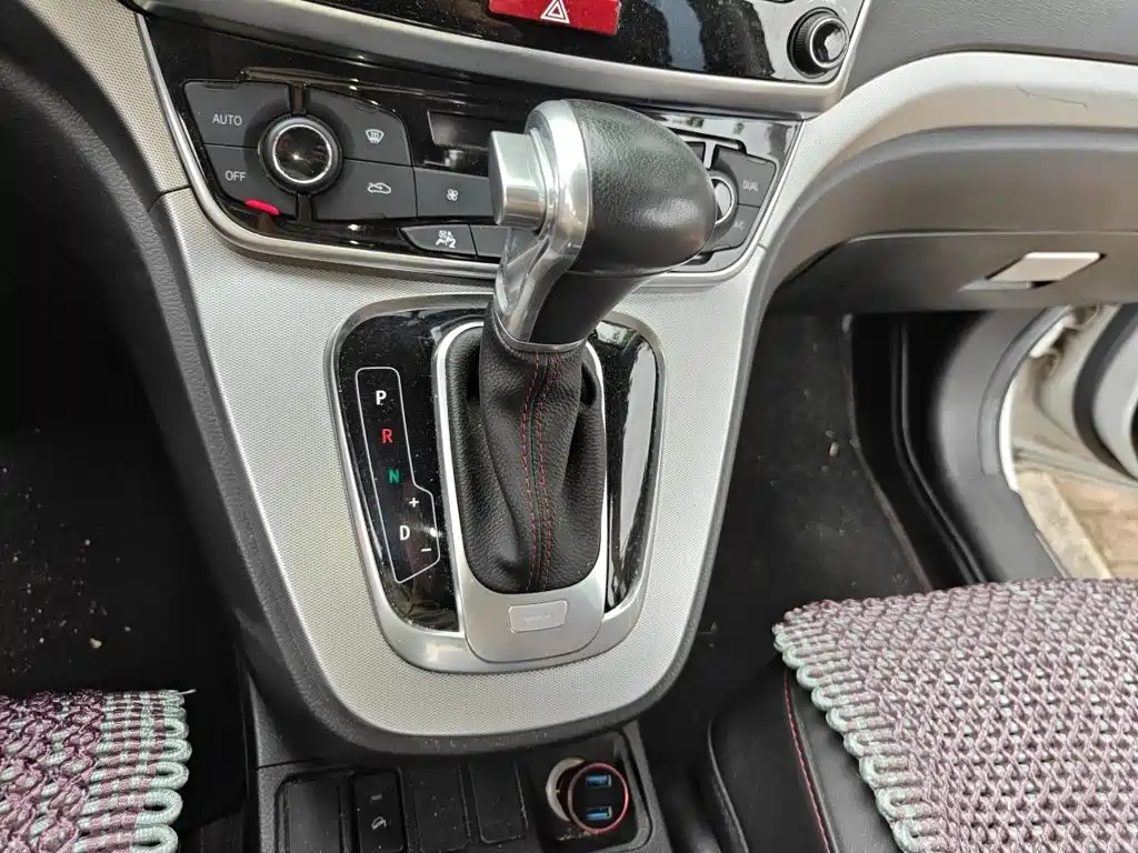 Haval M6 2018 2017 1.5T Automatic 2WD Elite