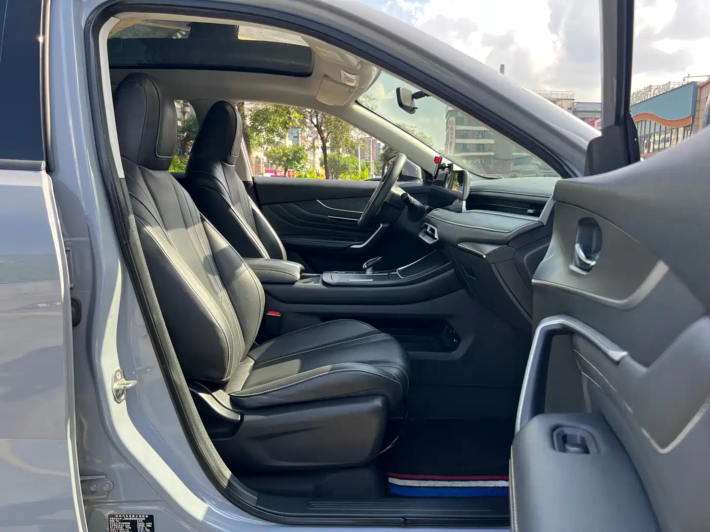Venucia Big V 2022 2021 260T Idol Edition