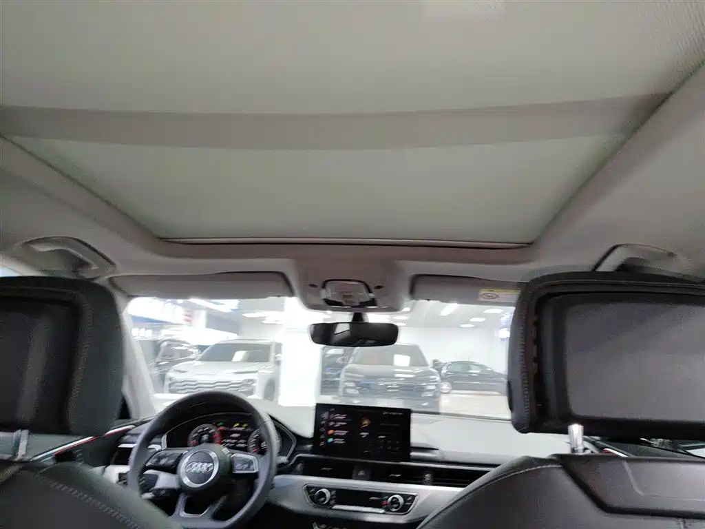Audi A4L 2022 40 TFSI Luxury Dynamic фото 18