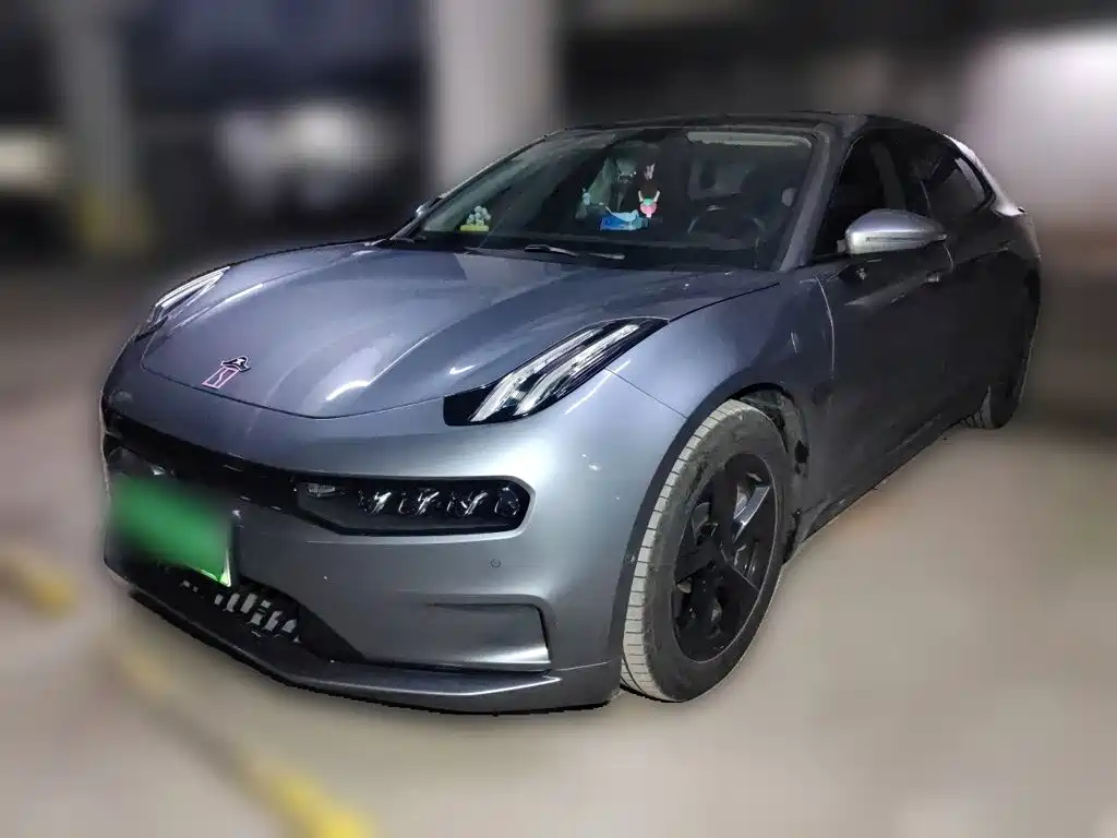 Zeekr 001 2022