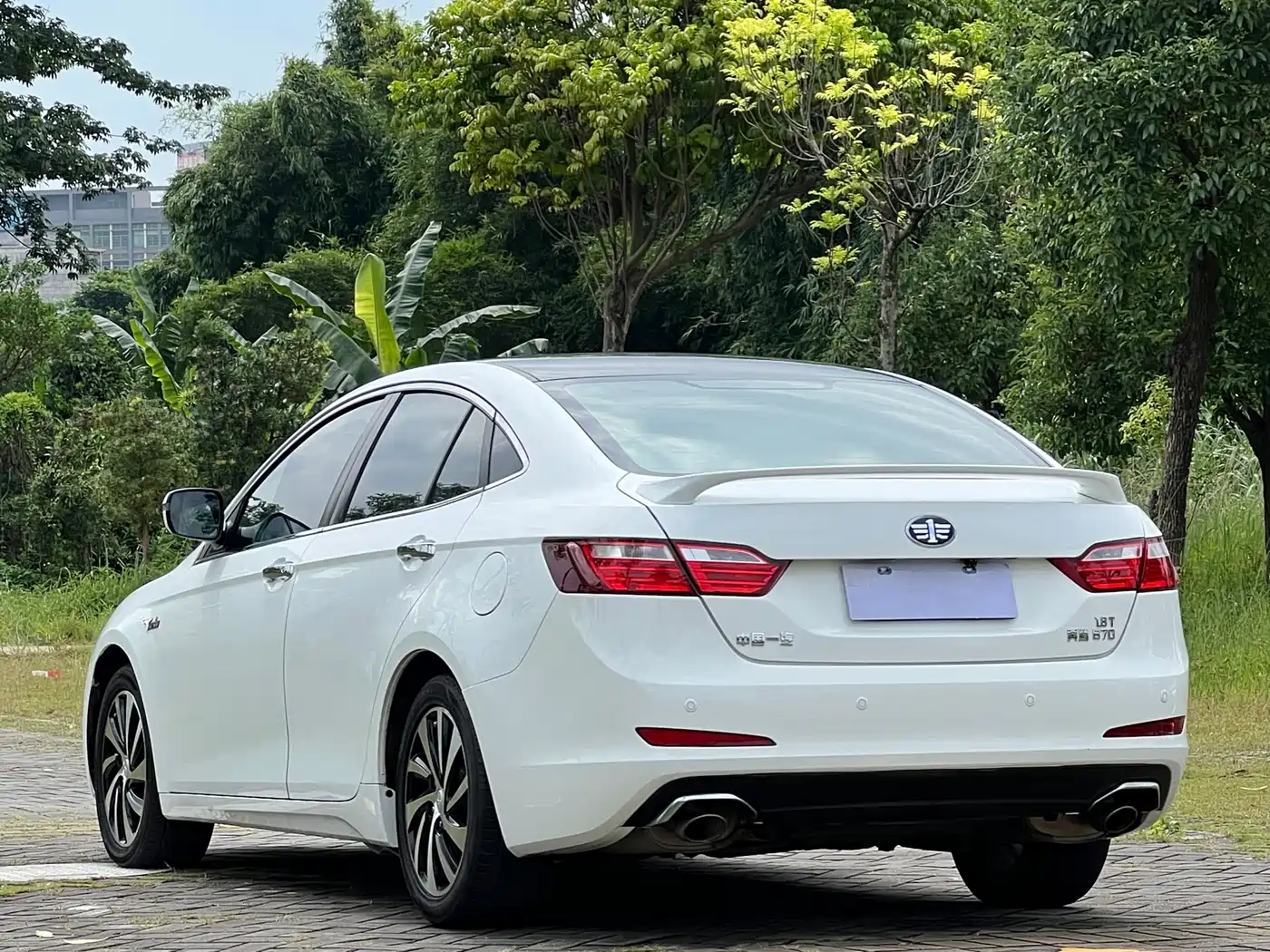Besturn B70 2014 2014 1.8T Automatic Sport Premium