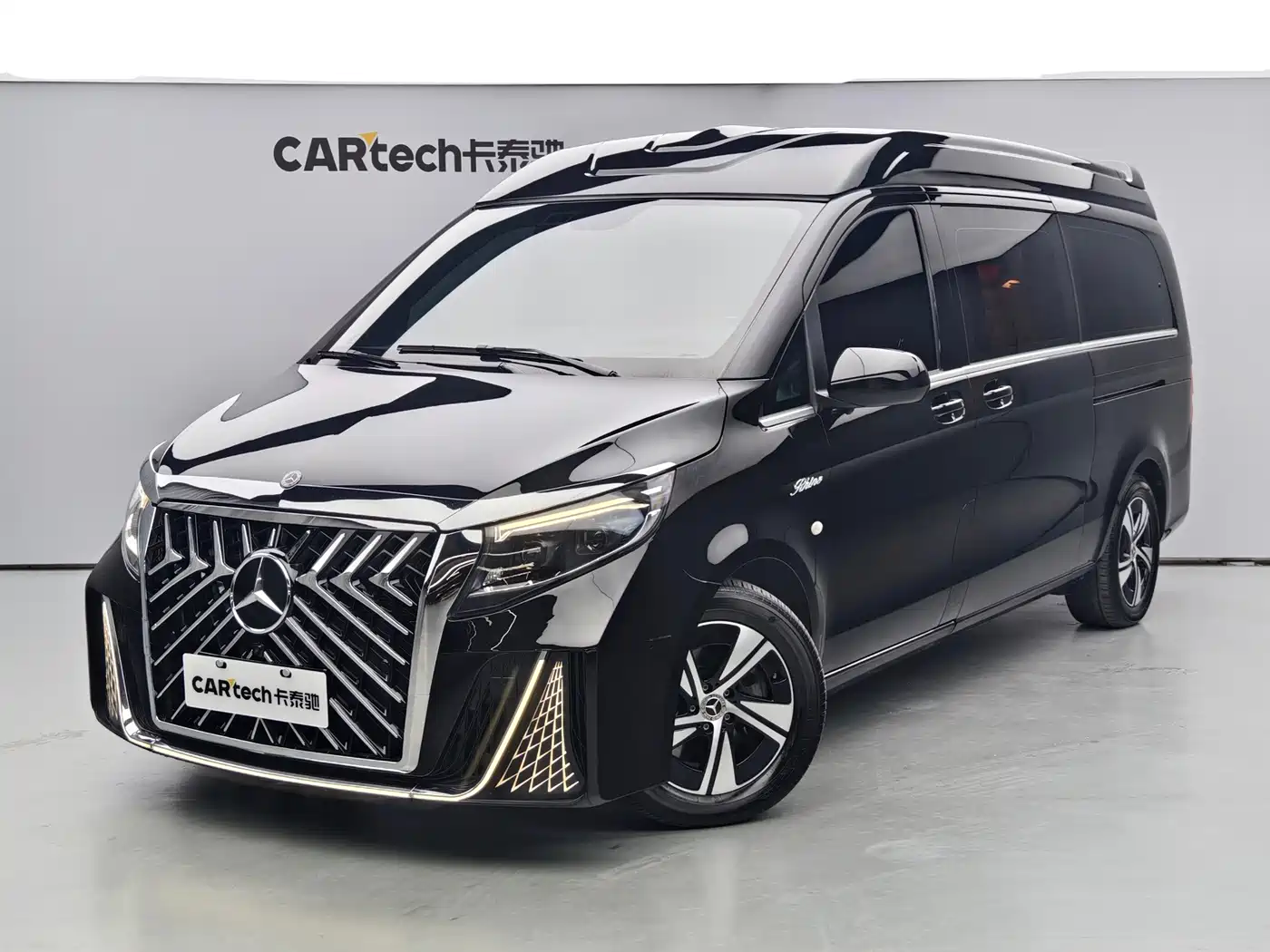 Rhein Auto Rhein Traveler 2024 2.0T Vito Fashion Edition