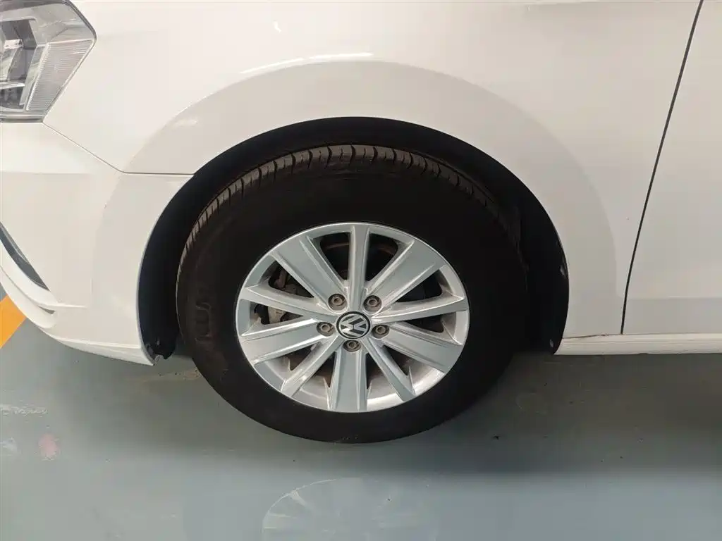 Volkswagen Jetta 2017 1.4L Manual Fashion фото 23