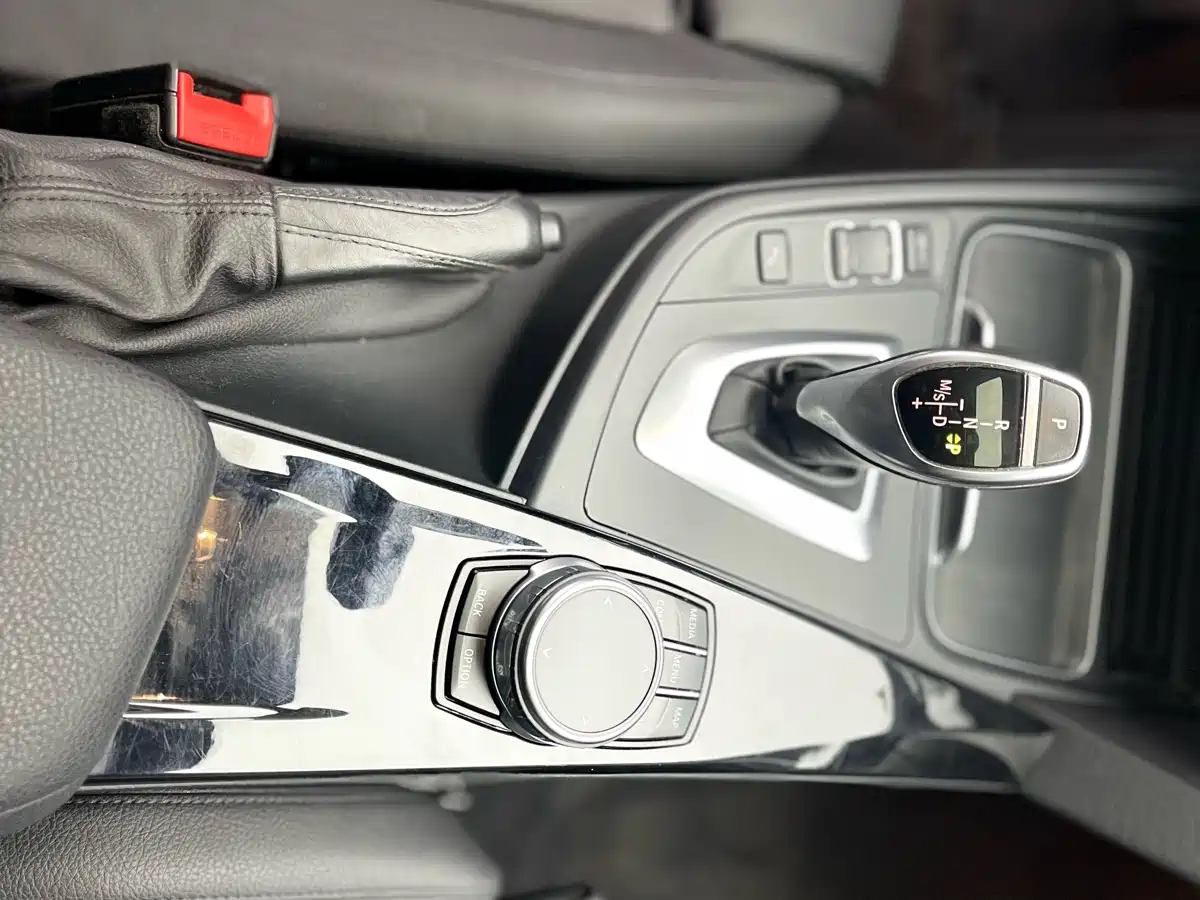 BMW 3 Series 2018 320Li Leading M Sport Package фото 22