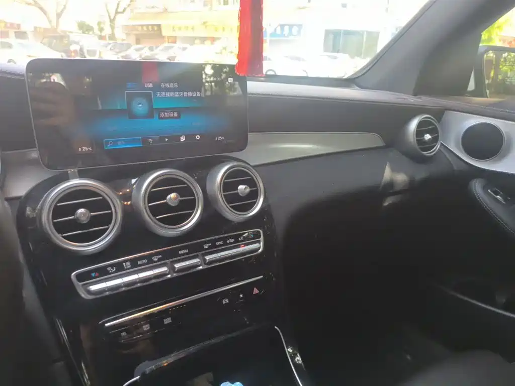 Mercedes-Benz GLC 2020 GLC 260 L 4MATIC Dynamic фото 6