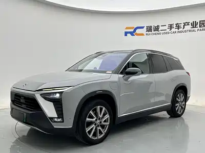 NIO ES8