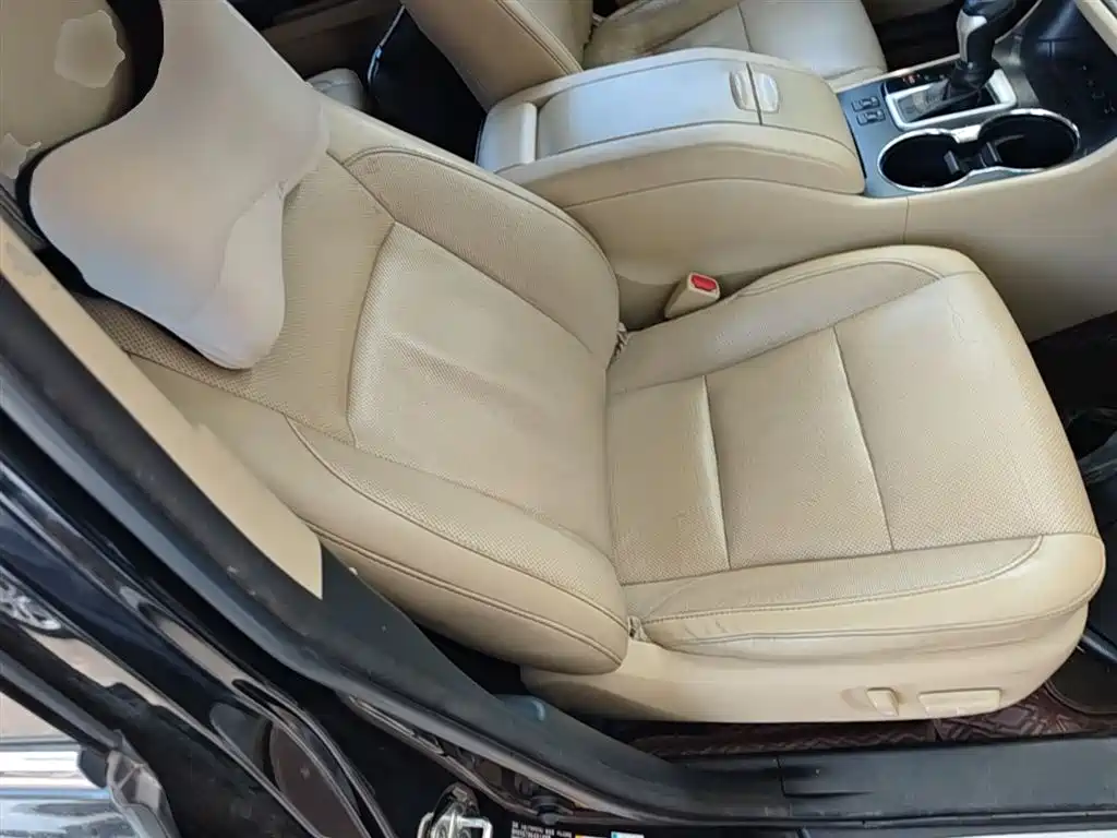 Toyota Highlander 2018 2.0T 4WD Luxury 7-seater China VI фото 25