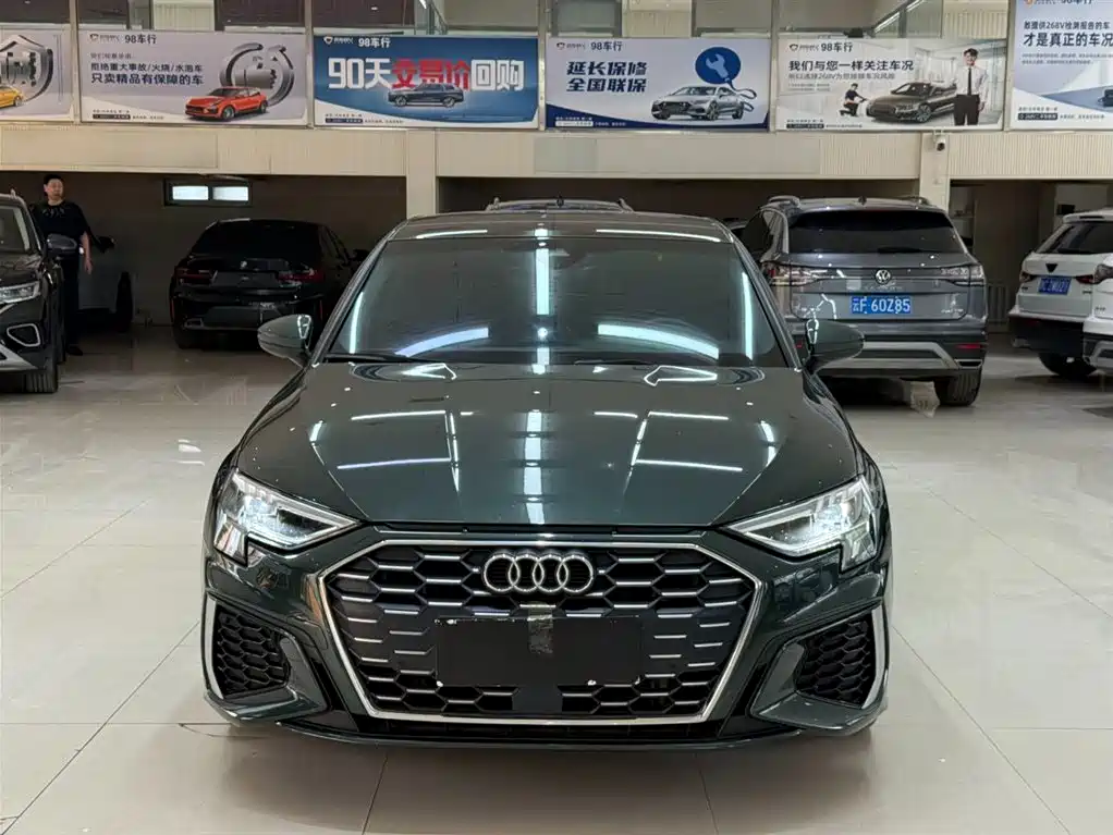 Audi A3 2023 A3L Limousine 35 TFSI Fashion Sport фото 2