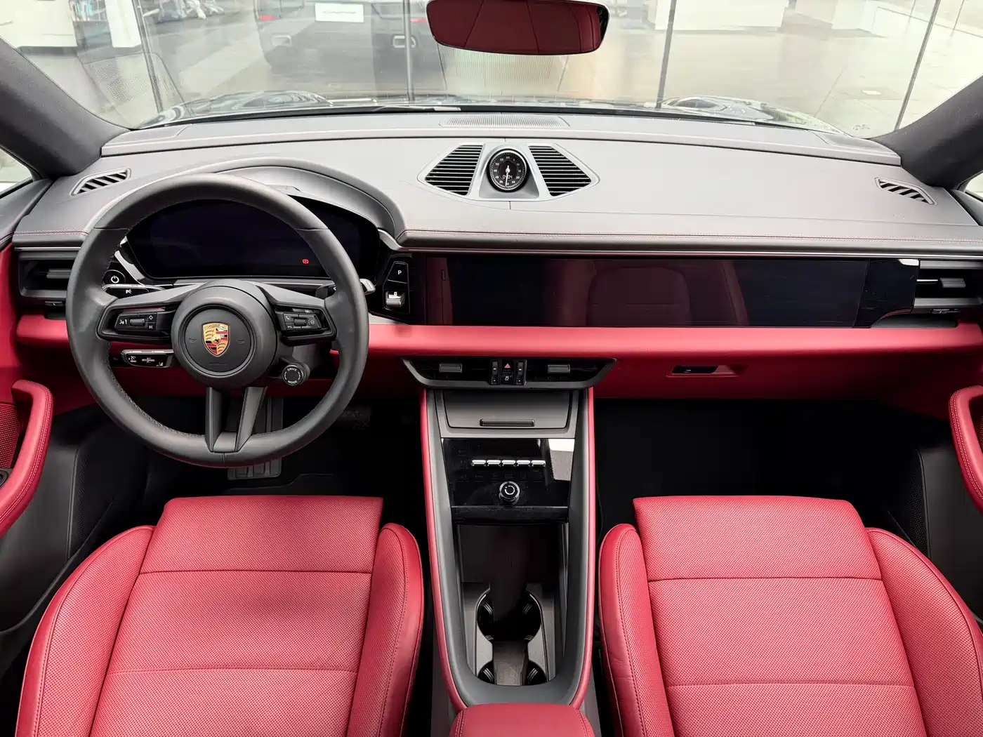 PORSCHE MACAN NEW ENERGY