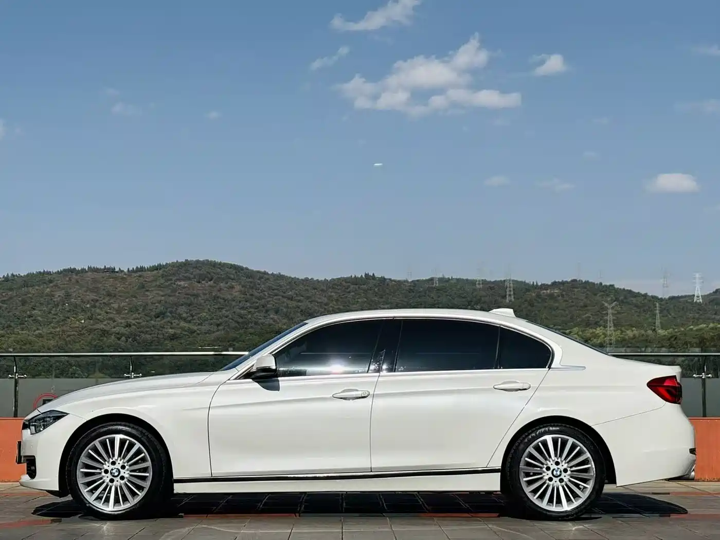 BMW 3 Series 2018 320Li Fashion Style фото 7