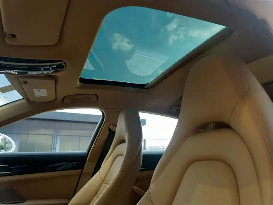 Porsche Panamera 2017 Panamera 3.0T фото 14