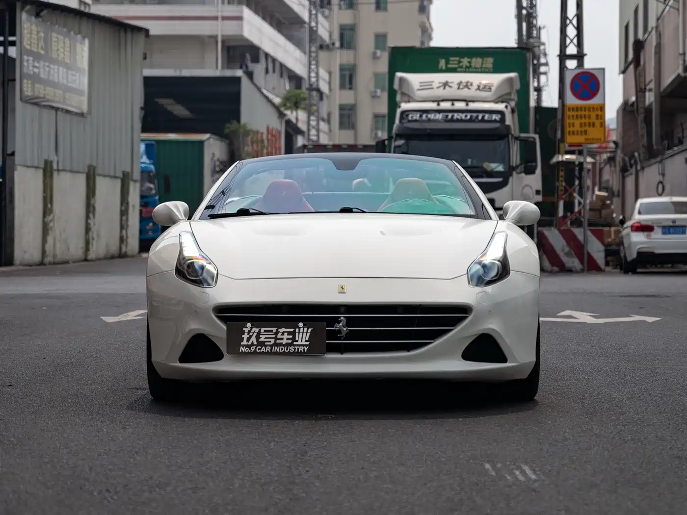 Ferrari California T 2015 3.9T Standard фото 2