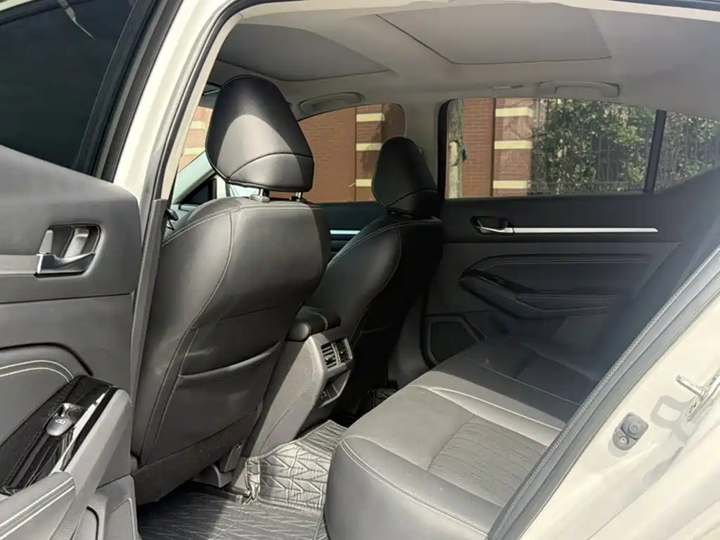 Nissan TEANA, миниатюра 10