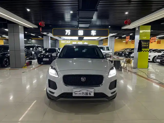 JAGUAR E PACE
