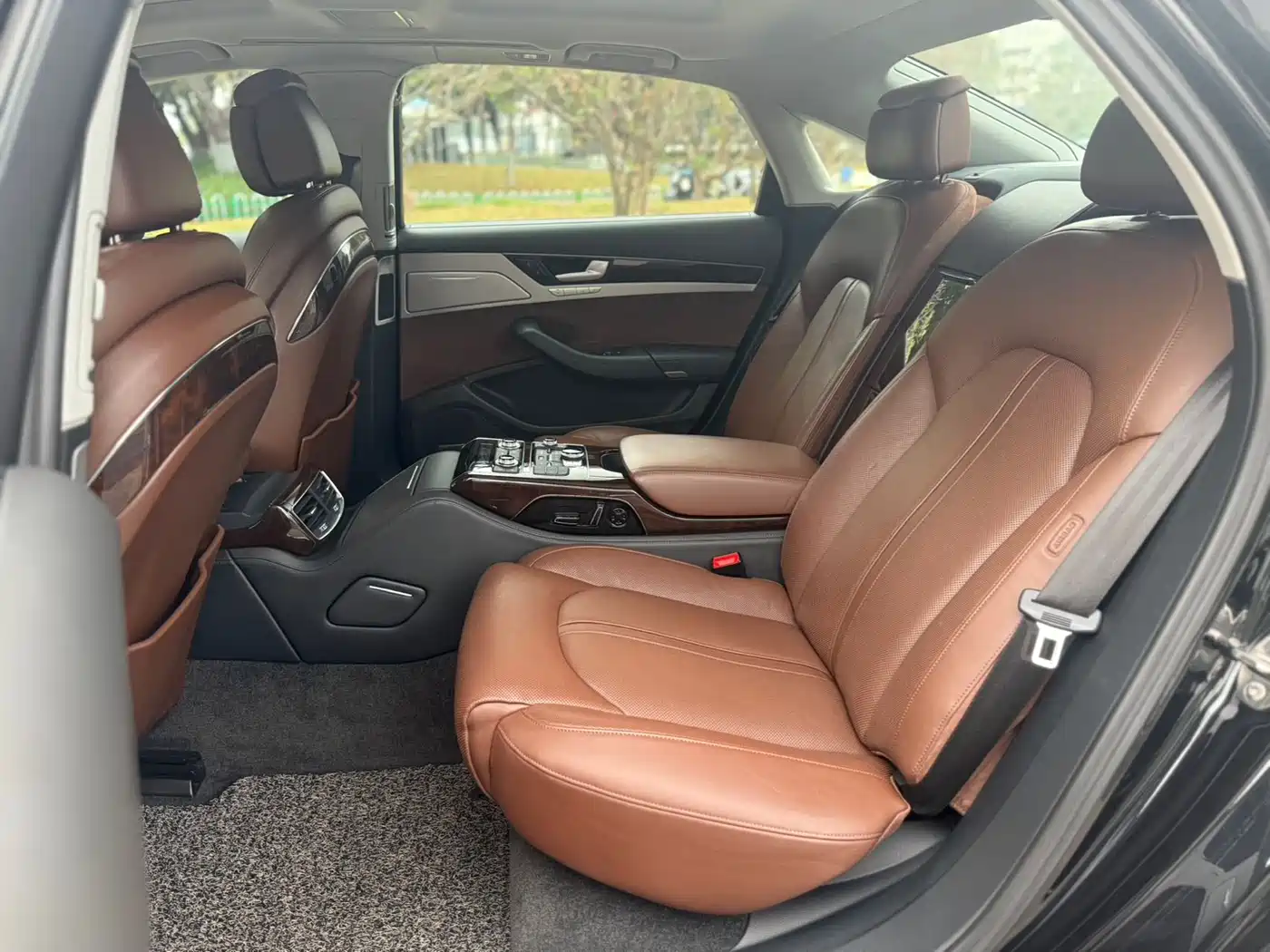 Audi A8 2013 A8L 45 TFSI quattro Luxury фото 8