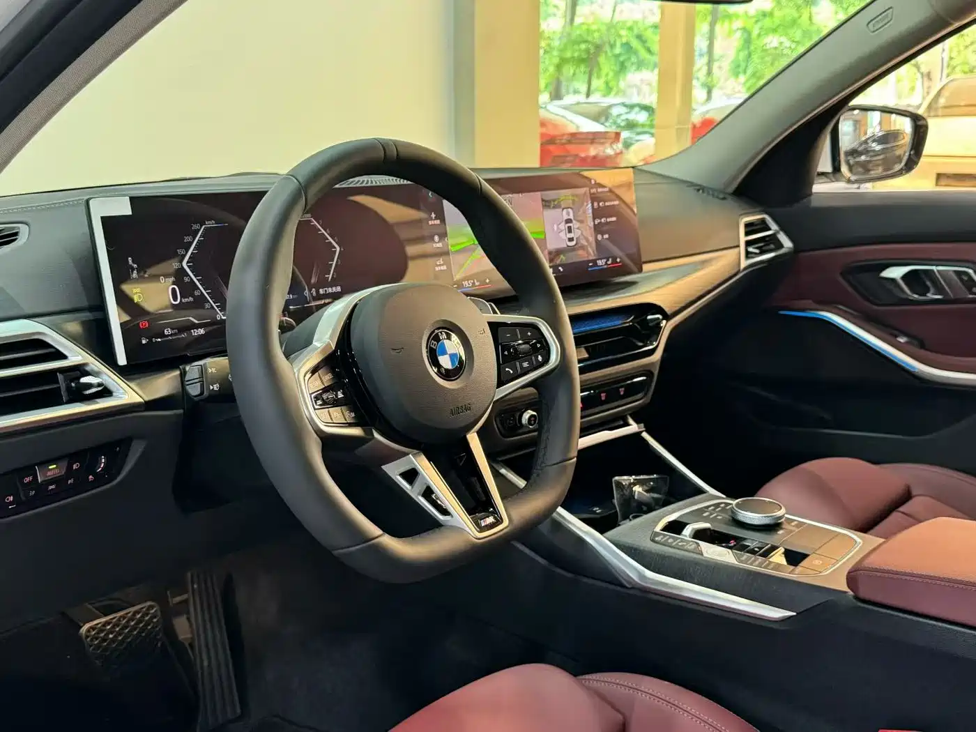 BMW 3 Series 2026 325Li M Sport Package фото 6