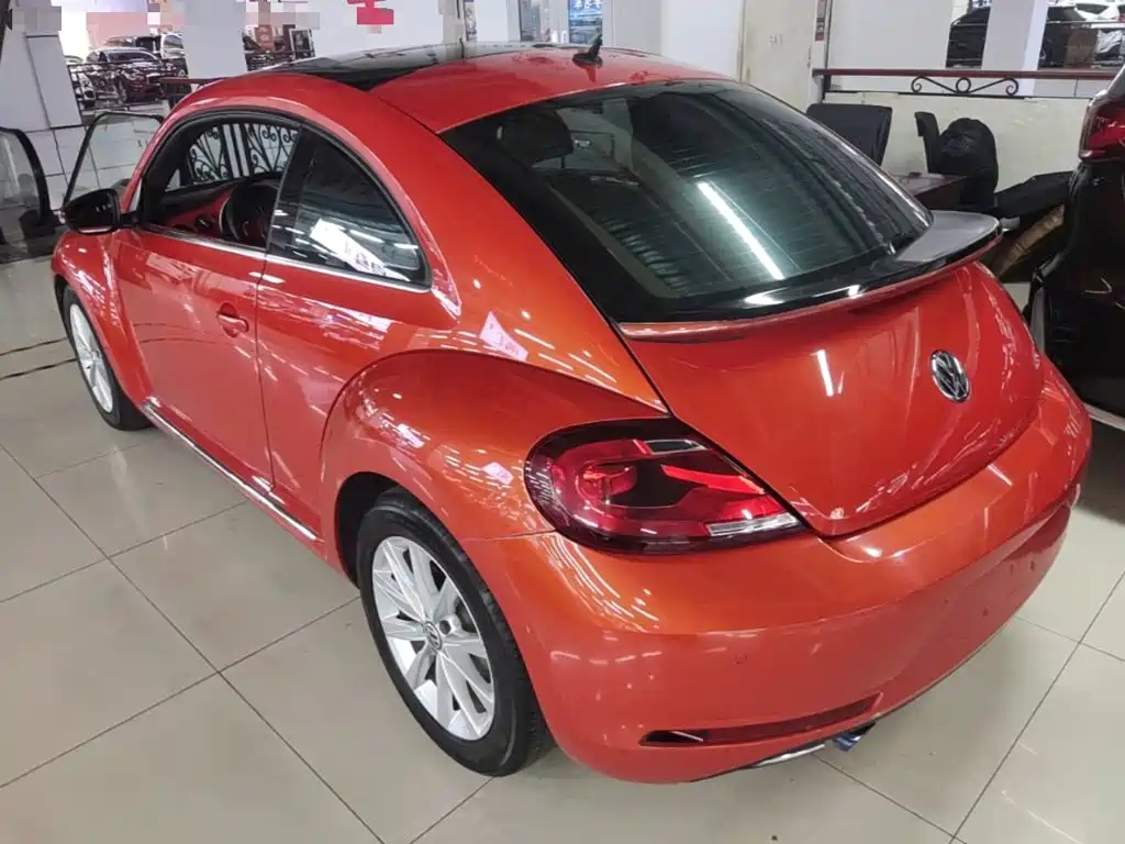 Фото 5 - Volkswagen Beetle