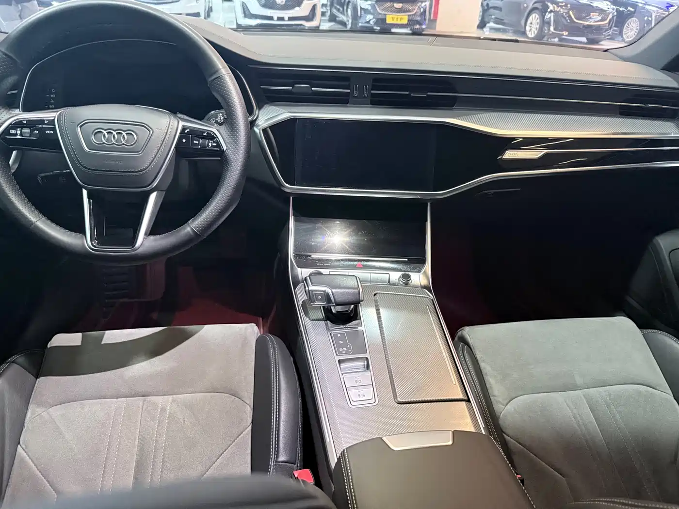 Audi A6L 2023 45 TFSI Premium Selection Elegance фото 11