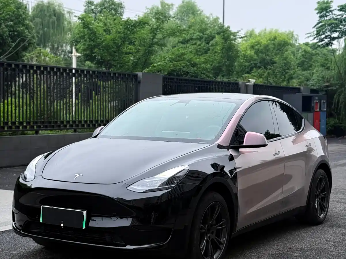 صورة 6 - Tesla Model Y