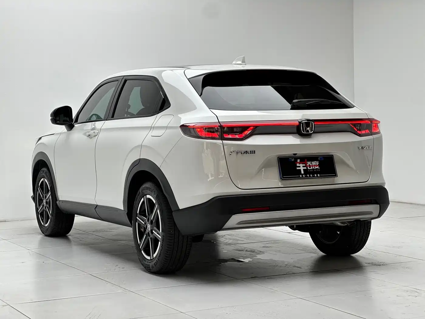 Фото 6 - Honda Vezel