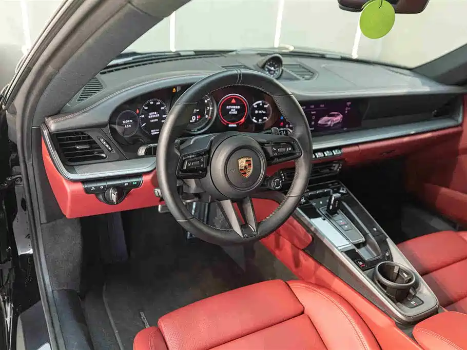 Porsche 911 2023 Carrera 3.0T фото 10
