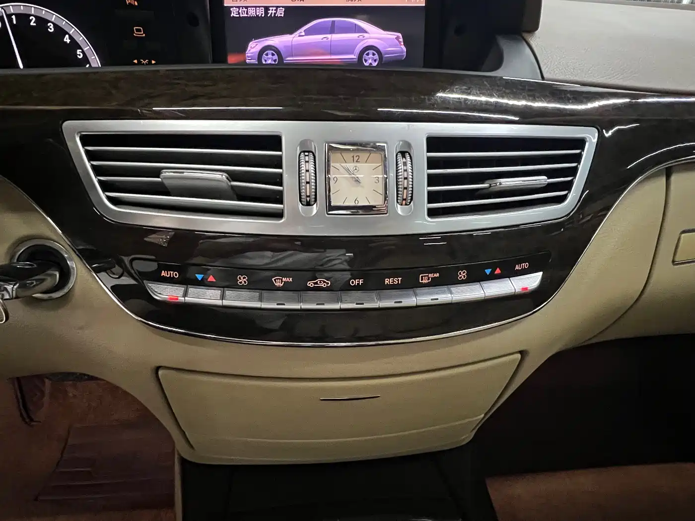 Mercedes-Benz S-Class 2012 S 300 L Business Simplified Edition фото 10