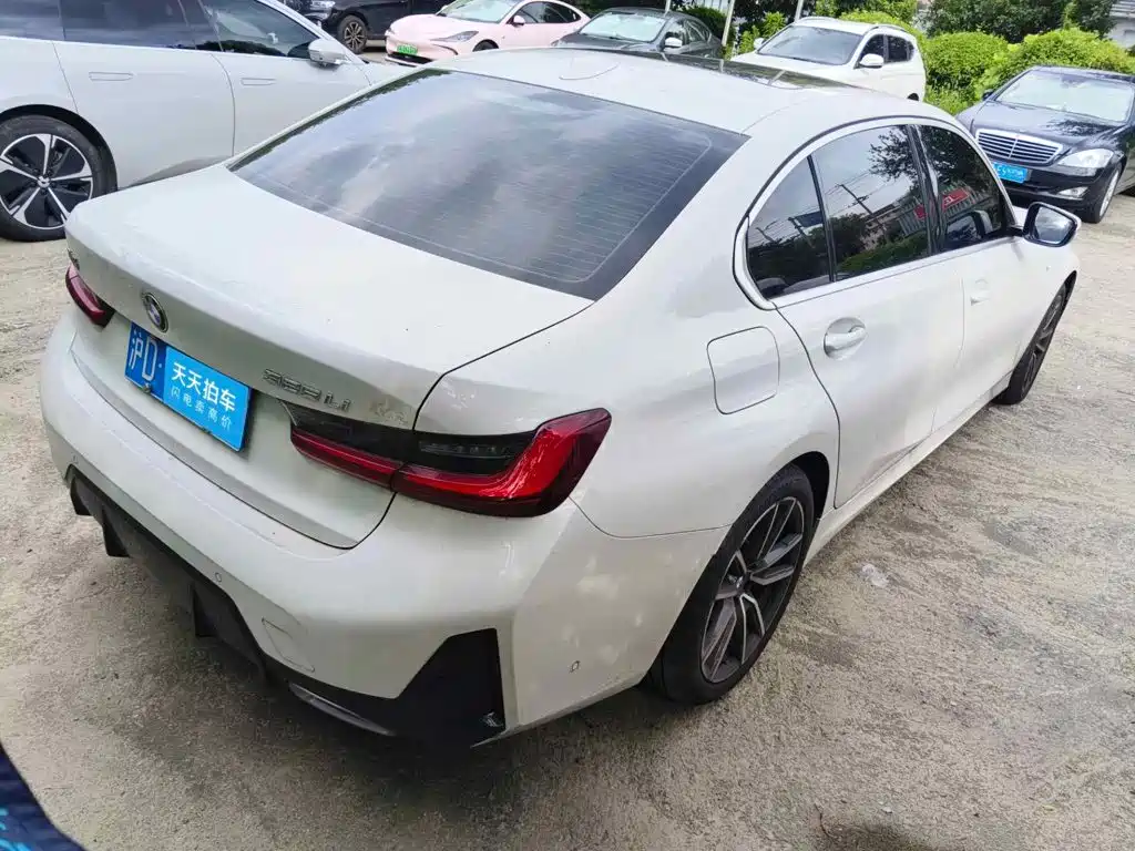 BMW 3 Series 2026 2025 325Li M Sport Package