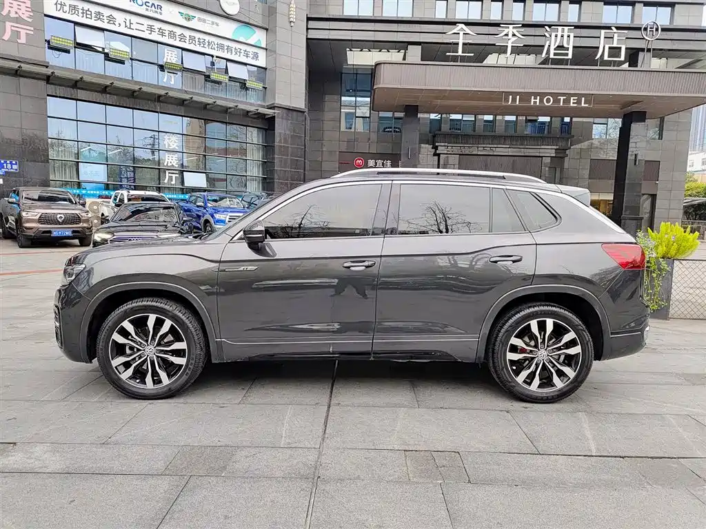 Volkswagen Tayron 2019 380TSI 4WD R-Line China V фото 3