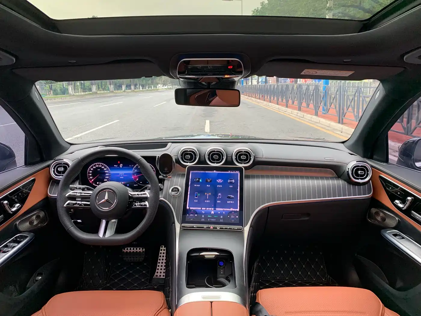 Mercedes-Benz GLC 2024 GLC 300 L 4MATIC Luxury 5-seater фото 34