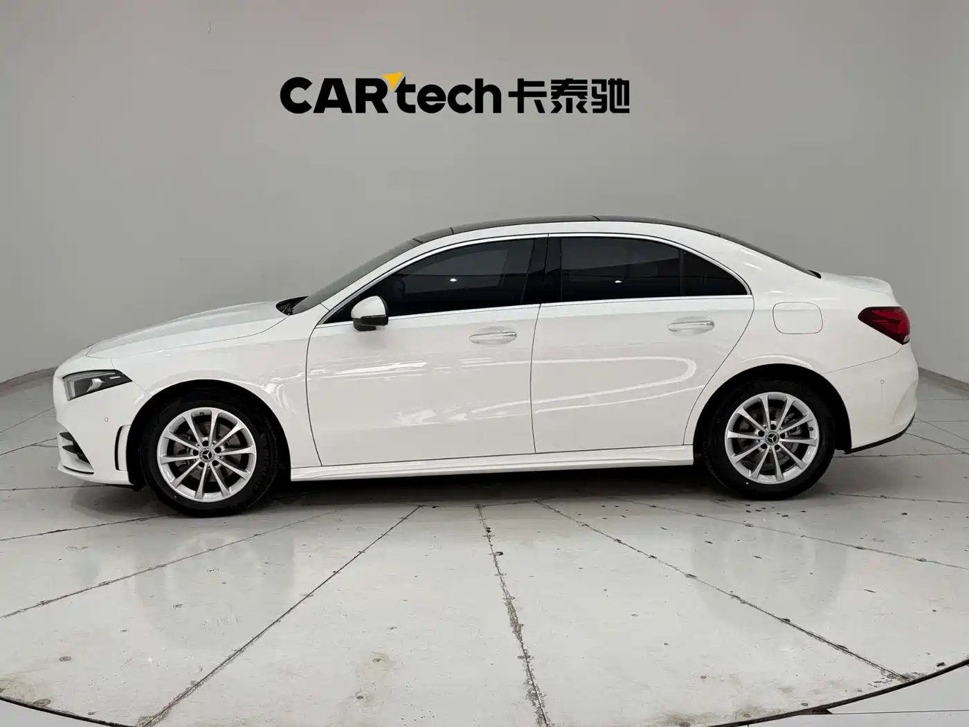 Mercedes-Benz A-Class 2021 A 200 L Sport Sedan Fashion Edition фото 5